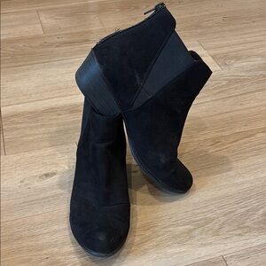 Espirit Black Booties Women’s 9M